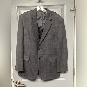 Jos.A Bank men’s blue/Gray/black plaid 2 button 100% wool sport coat. 43R NICE